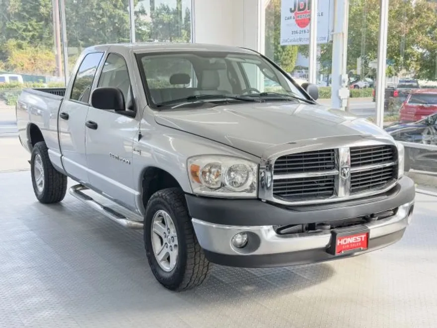 2007 Dodge Ram SLT photo 1