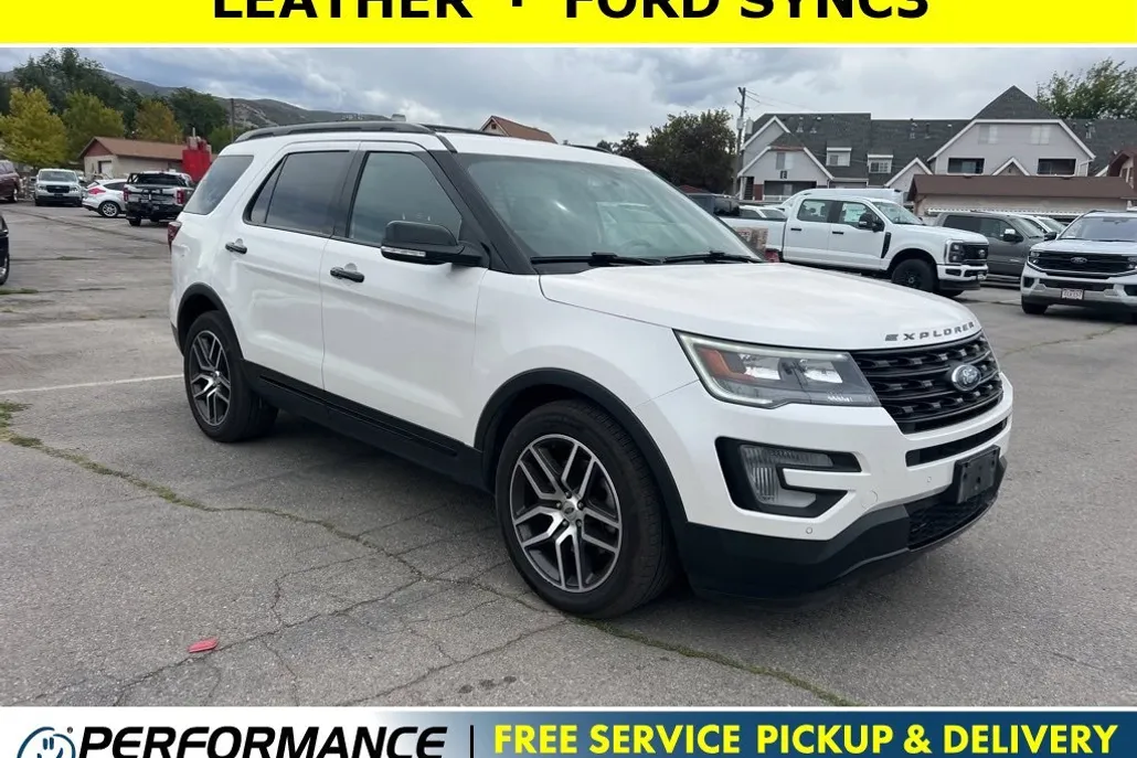 2017 Ford Explorer Sport photo 1