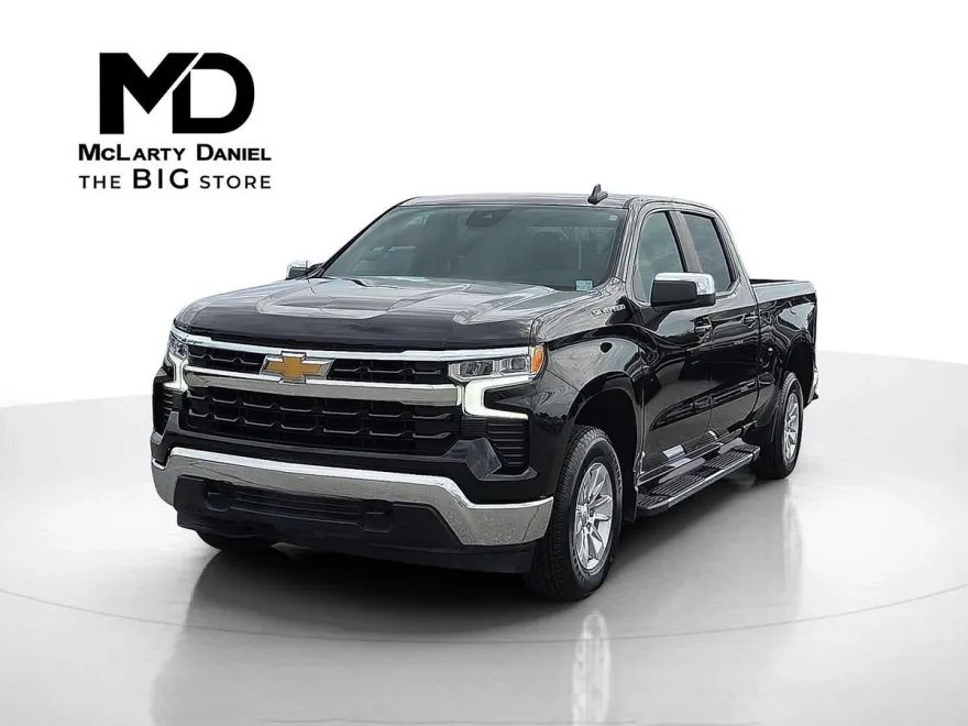 2023 Chevrolet Silverado 1500 LT photo 1