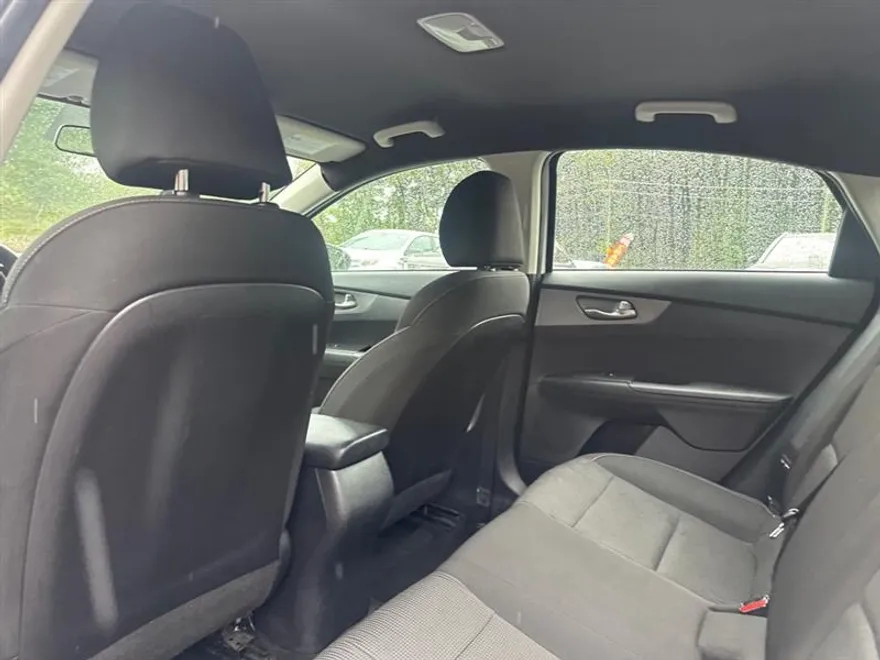 2021 Kia Forte FE photo 13