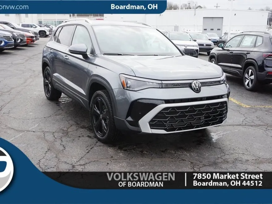 2025 Volkswagen Taos SEL photo 1