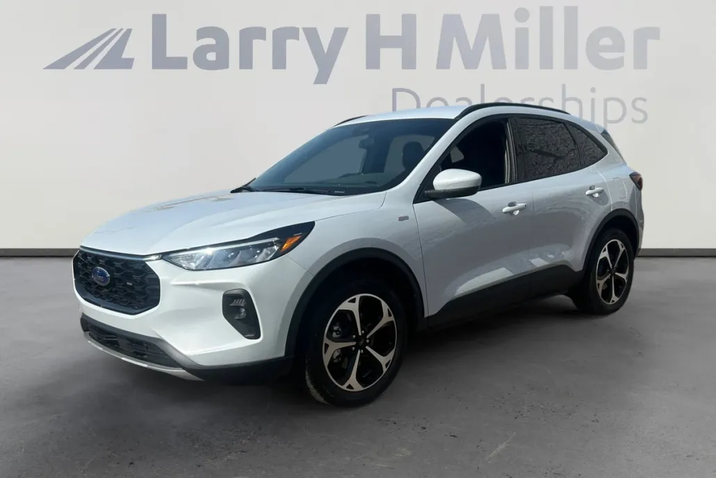 2025 Ford Escape ST-Line Select photo 1