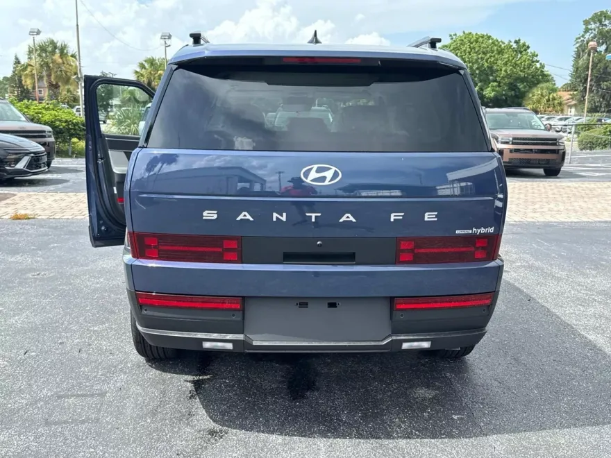 2026 Hyundai Santa Fe SEL photo 1