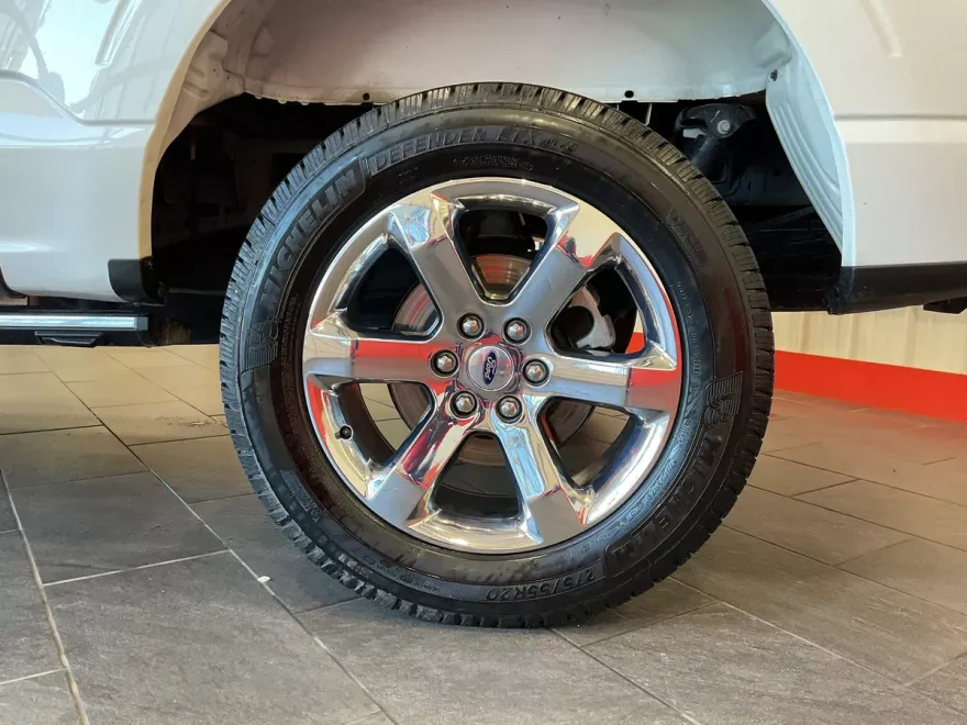 2022 Ford F-150 Lariat photo 1