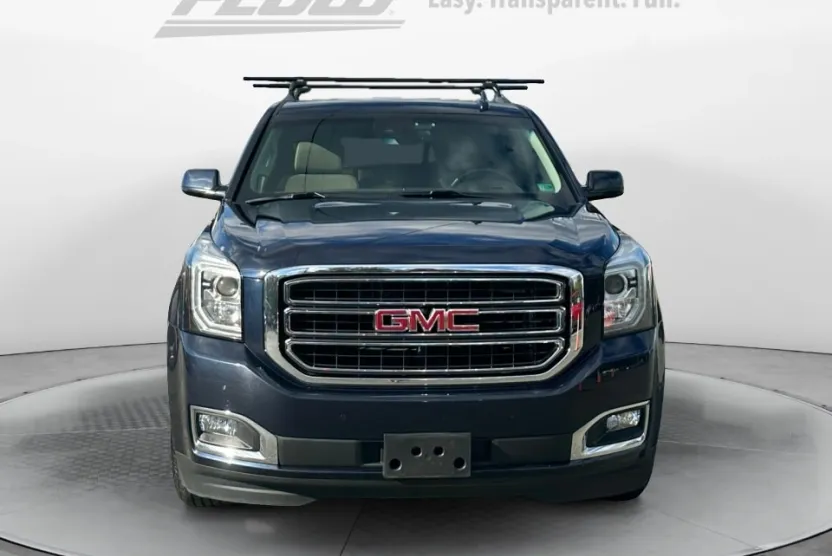 2019 Gmc Yukon SLT photo 1