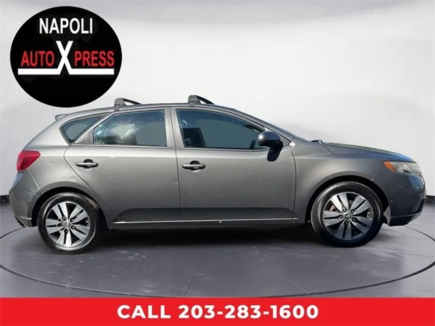 2013 Kia Forte EX photo 1