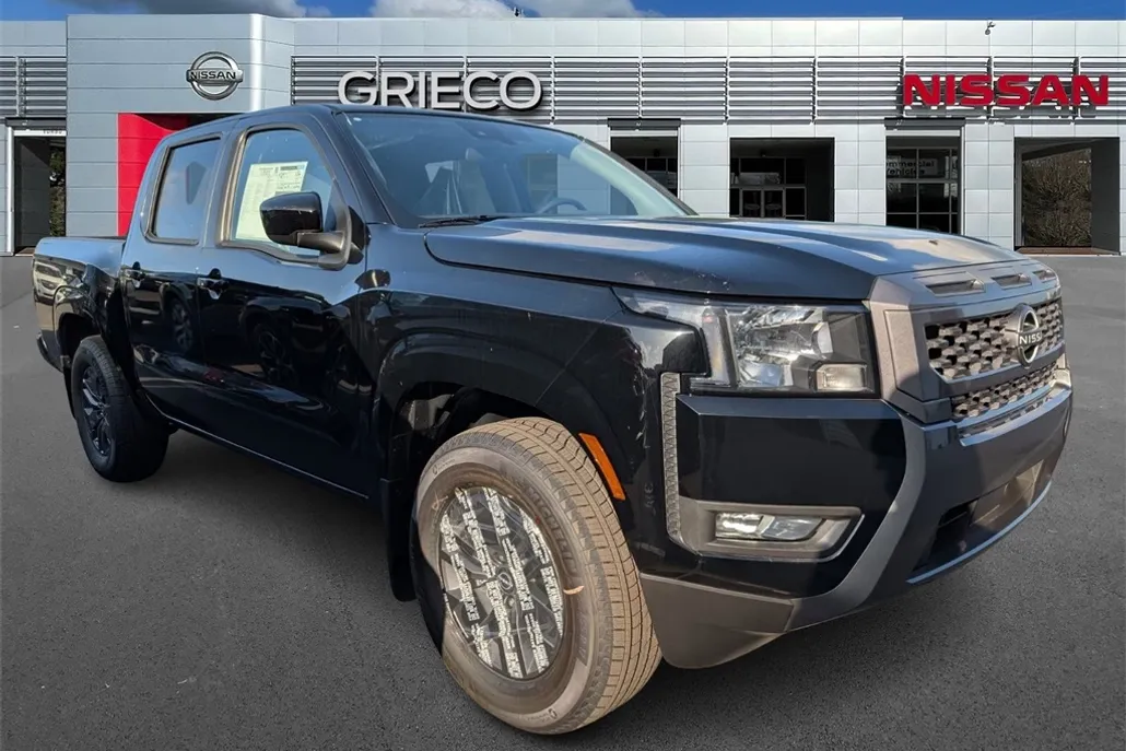 2025 Nissan Frontier Crew Cab SV photo 1