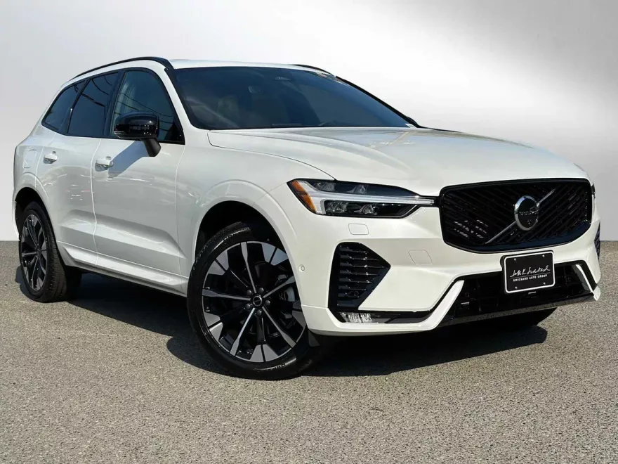 2026 Volvo XC60 B5 Plus photo 1