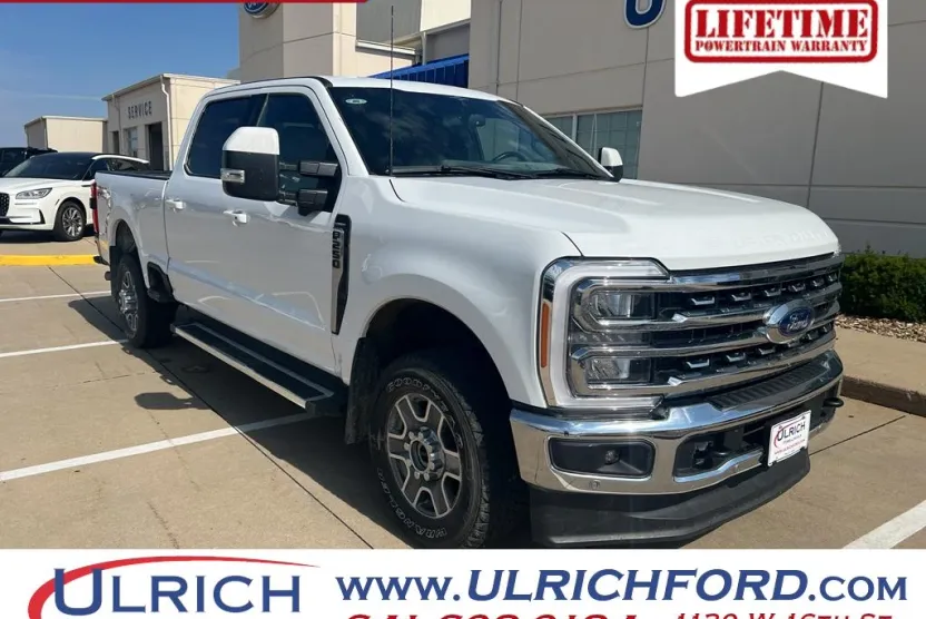 2023 Ford F-250 Lariat photo 1