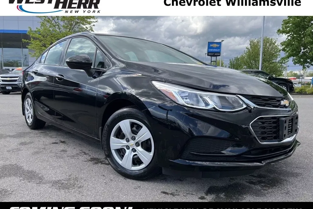2018 Chevrolet Cruze LS photo 1