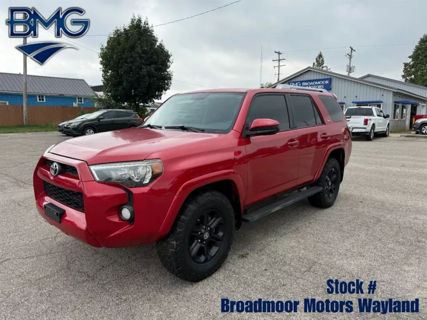 2017 Toyota 4Runner SR5 4WD photo 1