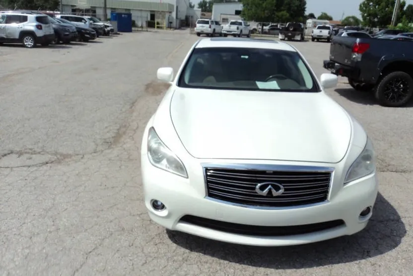 2013 Infiniti M37 X photo 1