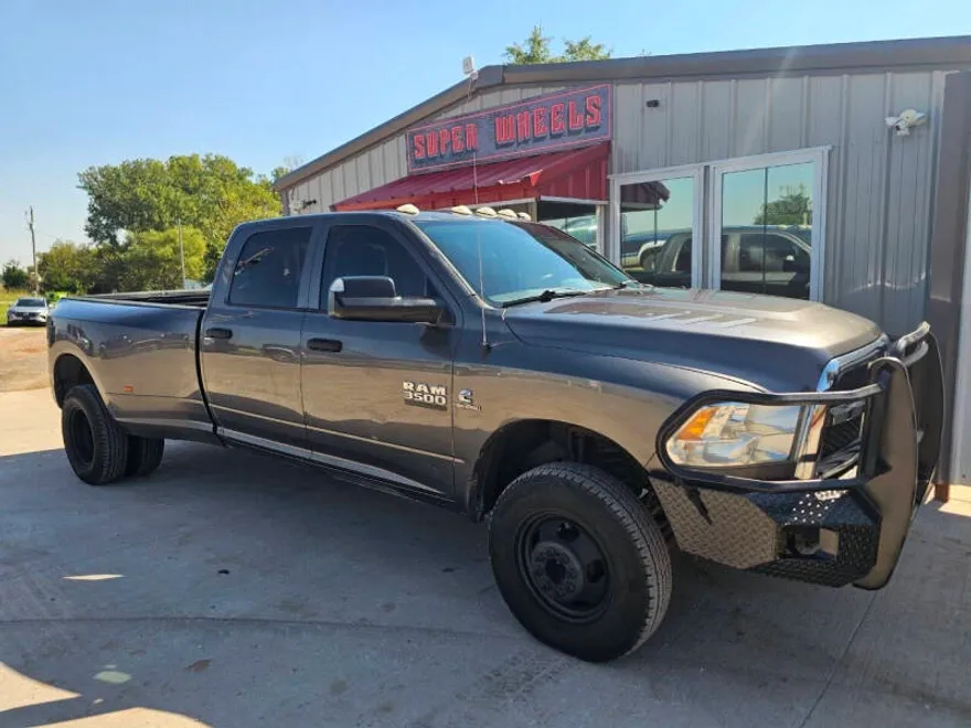 2014 Ram 3500 Tradesman photo 1