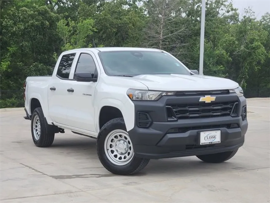 2025 Chevrolet Colorado Work Truck photo 1