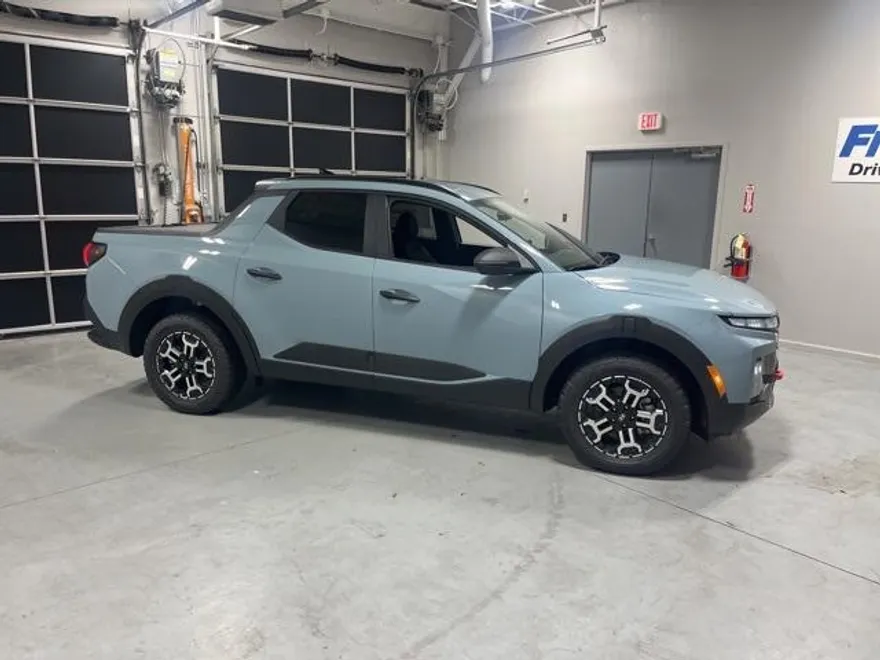 2025 Hyundai Santa Cruz XRT photo 1