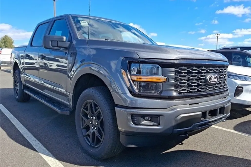 2025 Ford F-150 STX photo 1