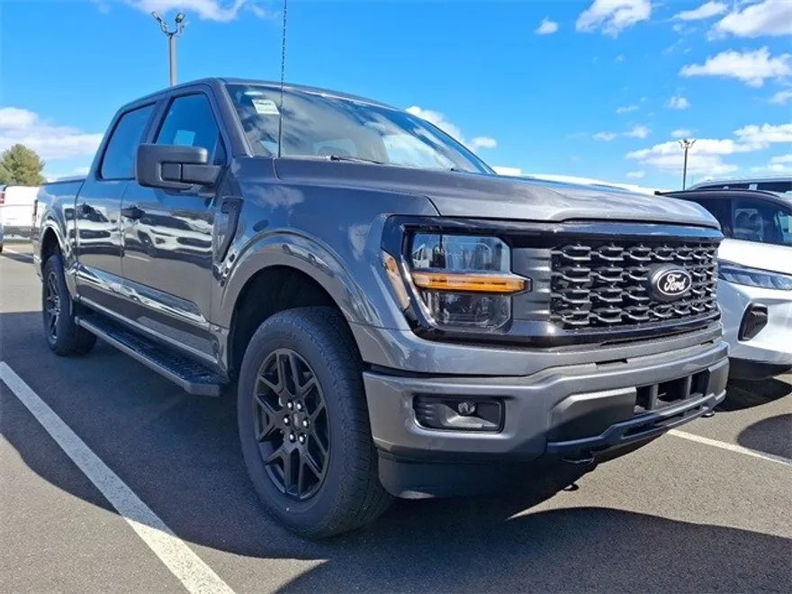 2025 Ford F-150 STX photo 1