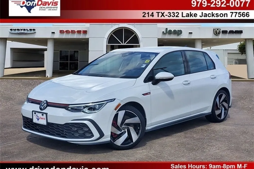 2024 Volkswagen Golf GTI S photo 1