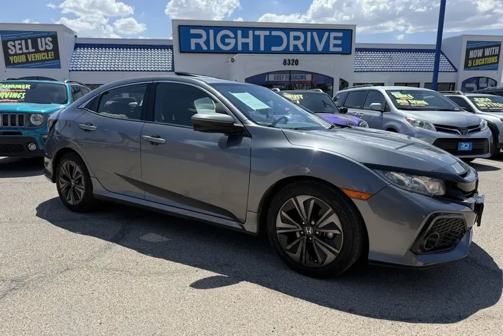 2018 Honda Civic EX photo 1