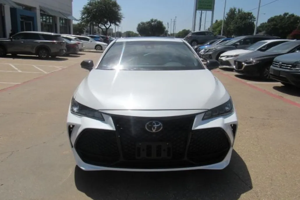 2021 Toyota Avalon XSE photo 1