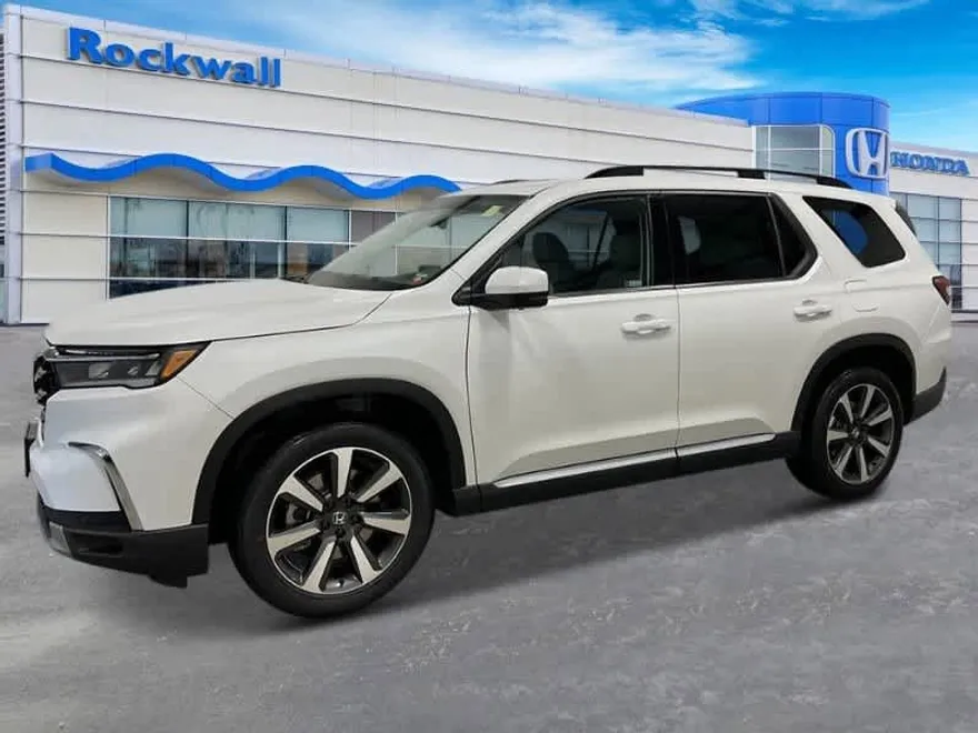 2025 Honda Pilot Elite photo 1