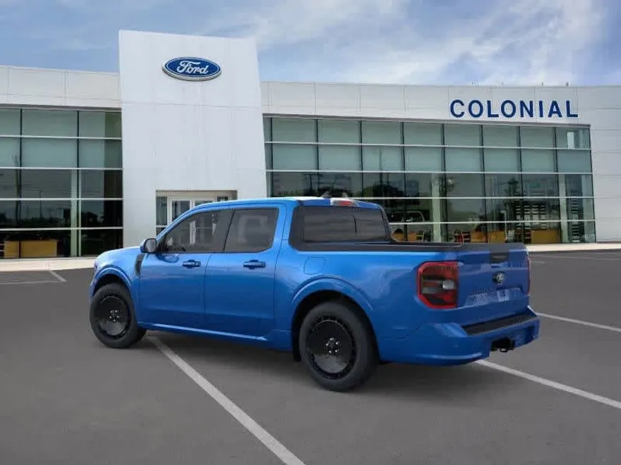 2025 Ford Maverick photo 1