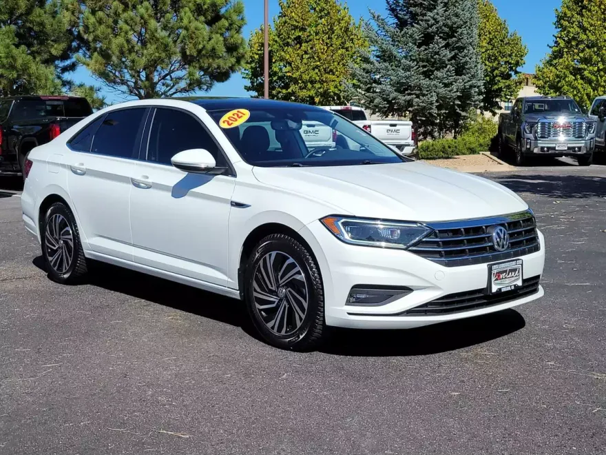 2021 Volkswagen Jetta SEL Premium photo 1