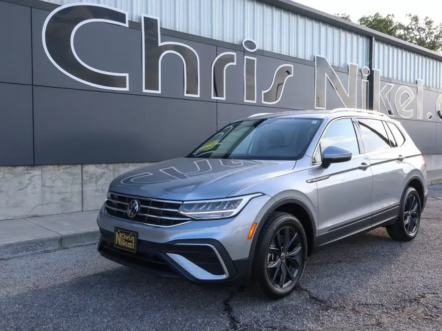 2024 Volkswagen Tiguan SE Wolfsburg Edition photo 1