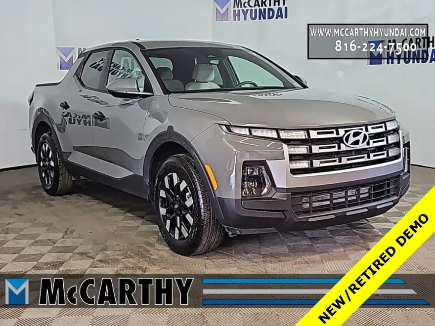 2025 Hyundai Santa Cruz SE photo 1