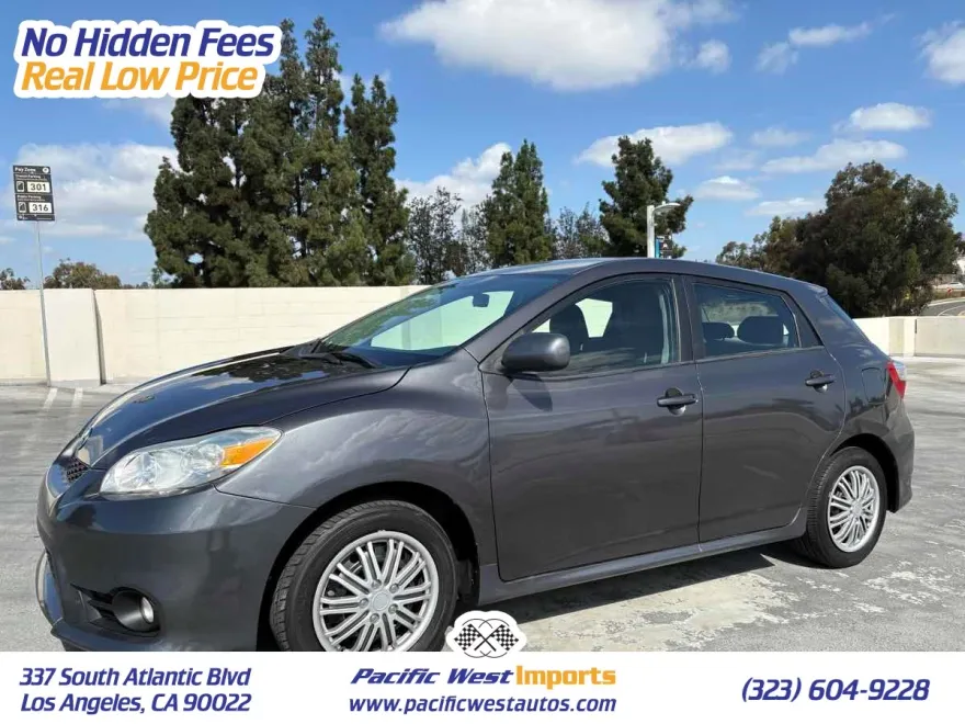 2012 Toyota Corolla Matrix L 4WD photo 1