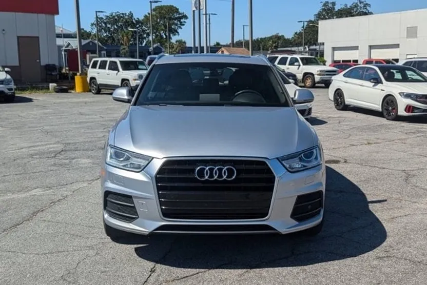 2016 Audi Q3 Premium Plus photo 1