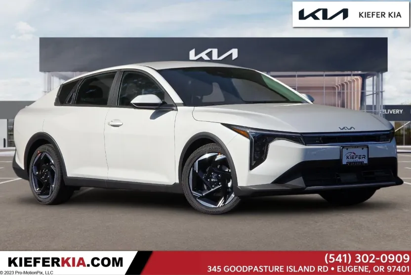 2025 Kia K4 EX photo 1