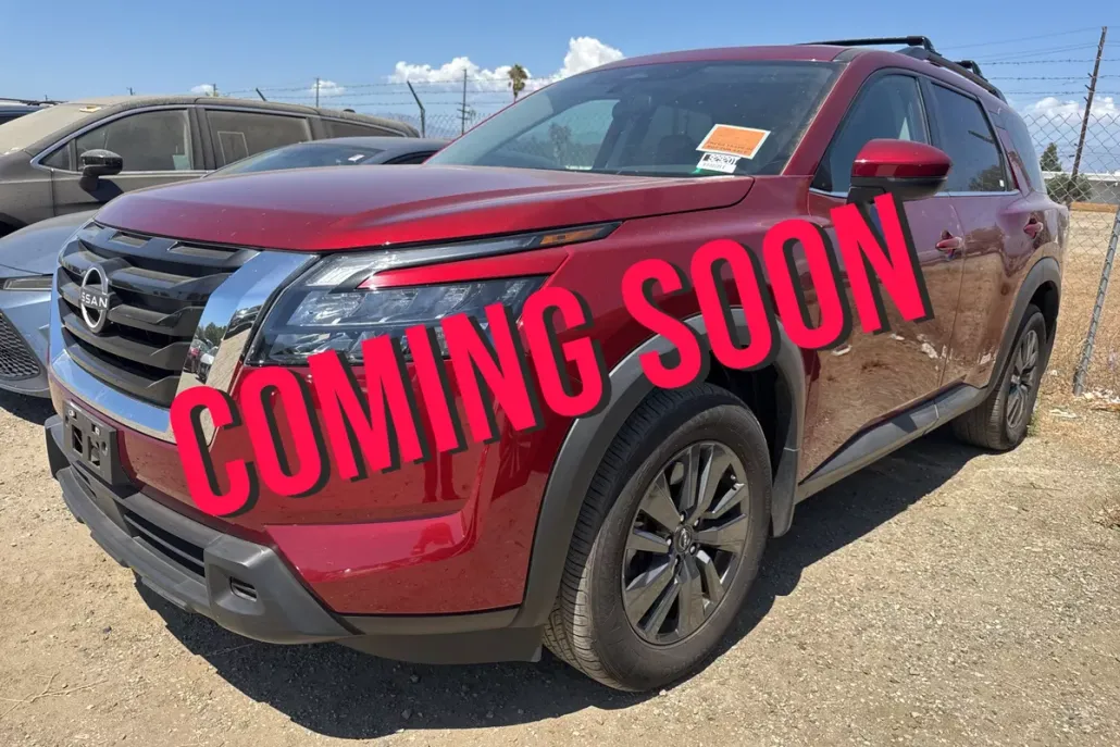 2024 Nissan Pathfinder SV photo 1