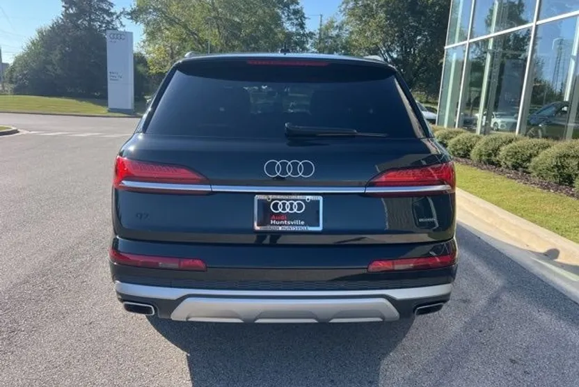 2026 Audi Q7 55 Premium photo 1