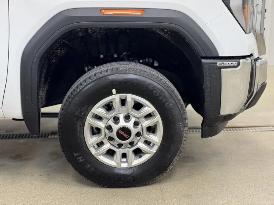 2025 Gmc Sierra Pro photo 1