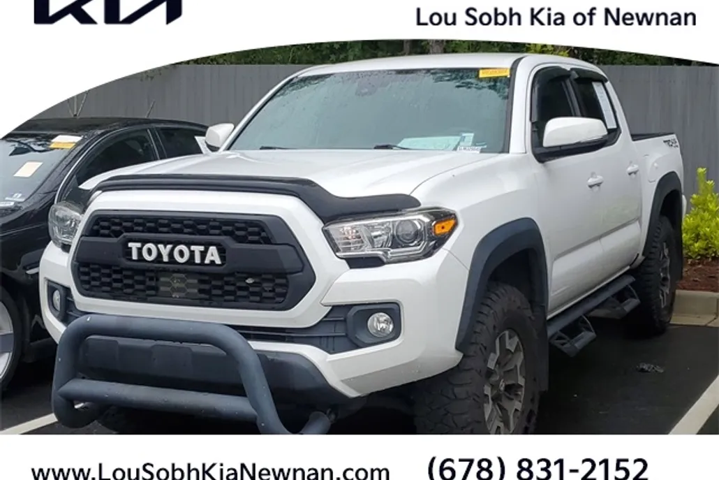 2020 Toyota Tacoma TRD Off-Road photo 1