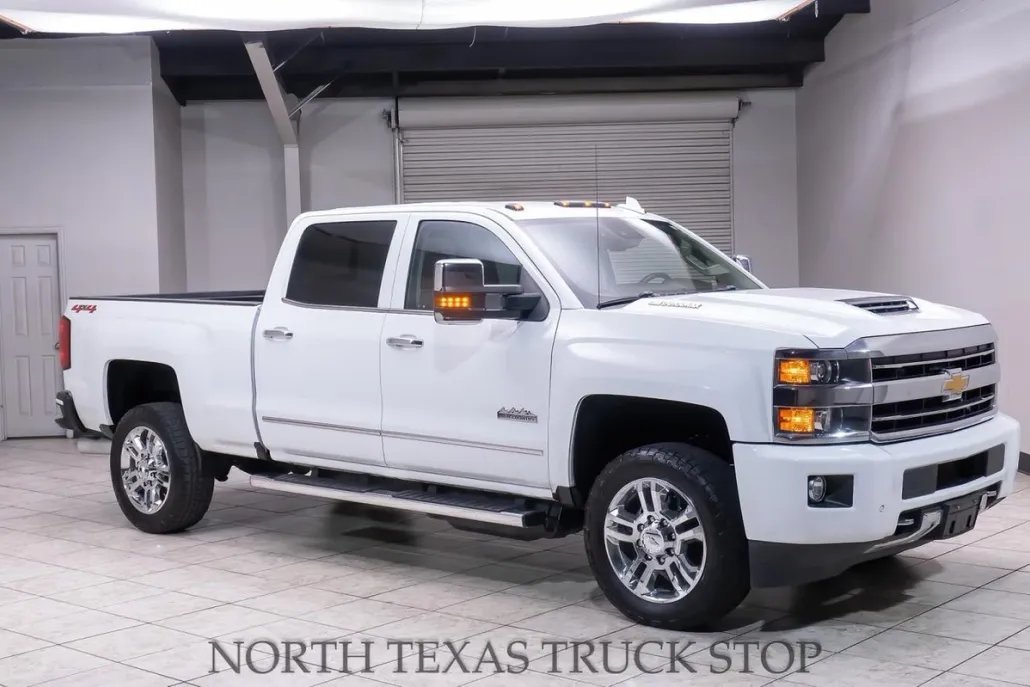 2019 Chevrolet Silverado 2500HD High Country photo 1