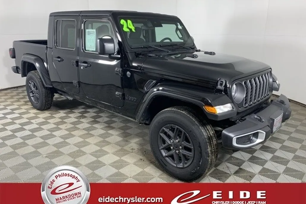 2024 Jeep Gladiator Sport S photo 1