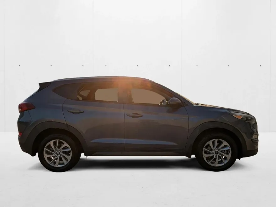 2016 Hyundai Tucson SE photo 1