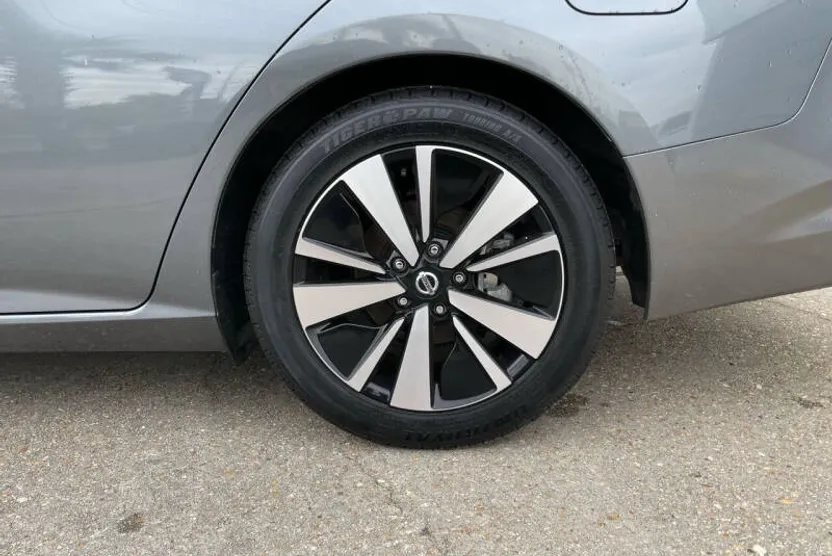 2020 Nissan Altima 2.5 SL photo 1