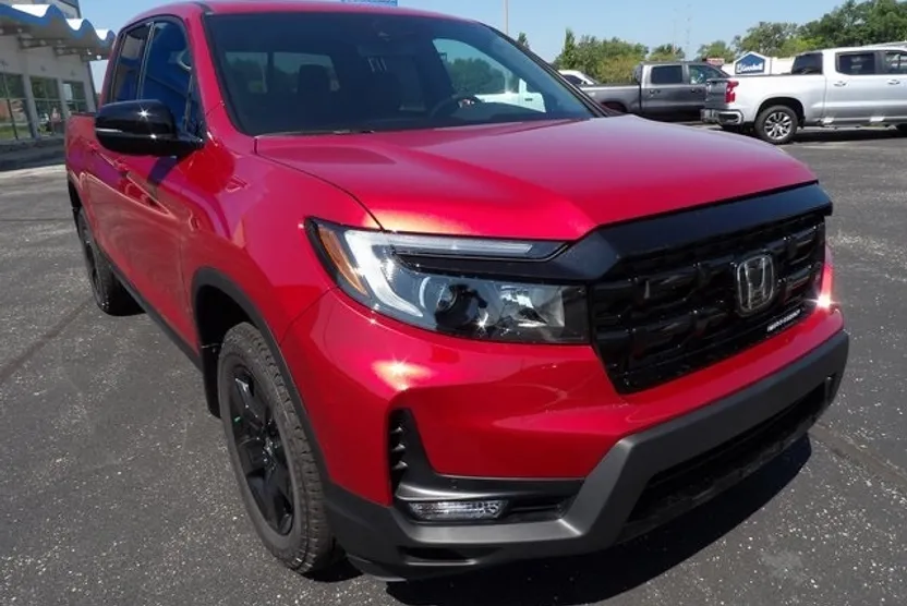 2025 Honda Ridgeline Black Edition photo 1