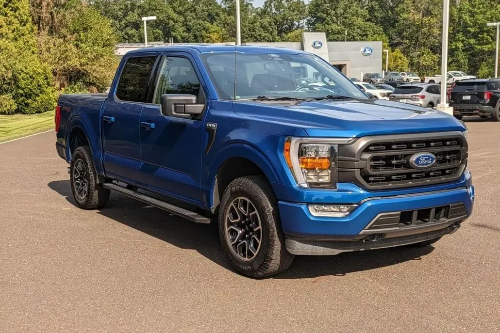 2022 Ford F-150 XLT photo 1