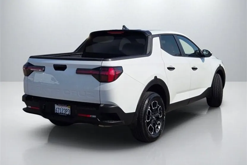 2023 Hyundai Santa Cruz SEL photo 1