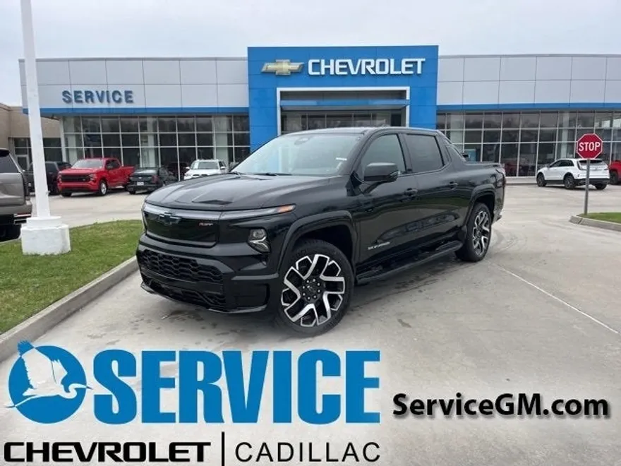 2024 Chevrolet Silverado EV RST photo 1