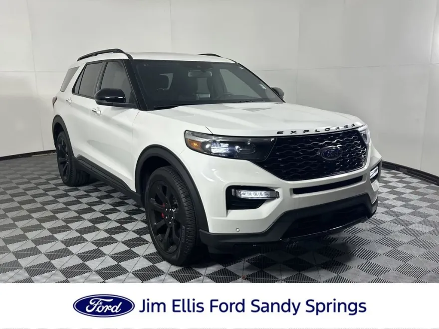 2024 Ford Explorer ST photo 1