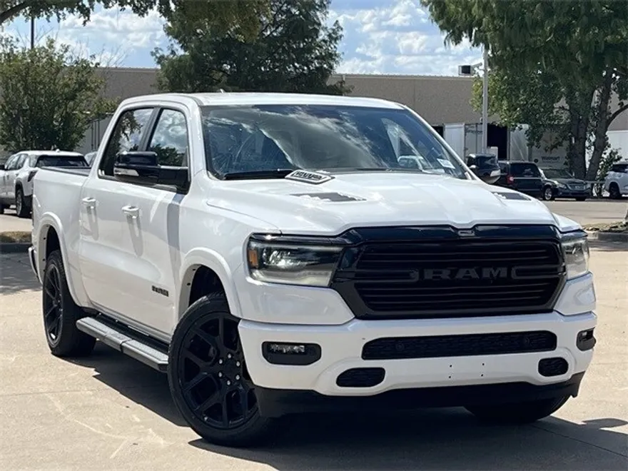 2022 Ram 1500 Laramie photo 1