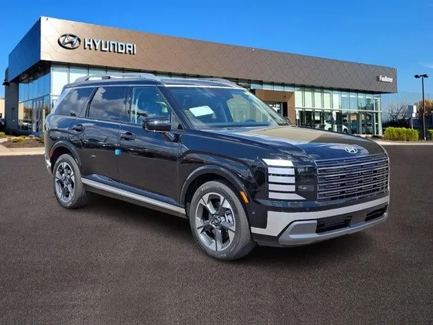 2026 Hyundai Palisade Limited photo 1
