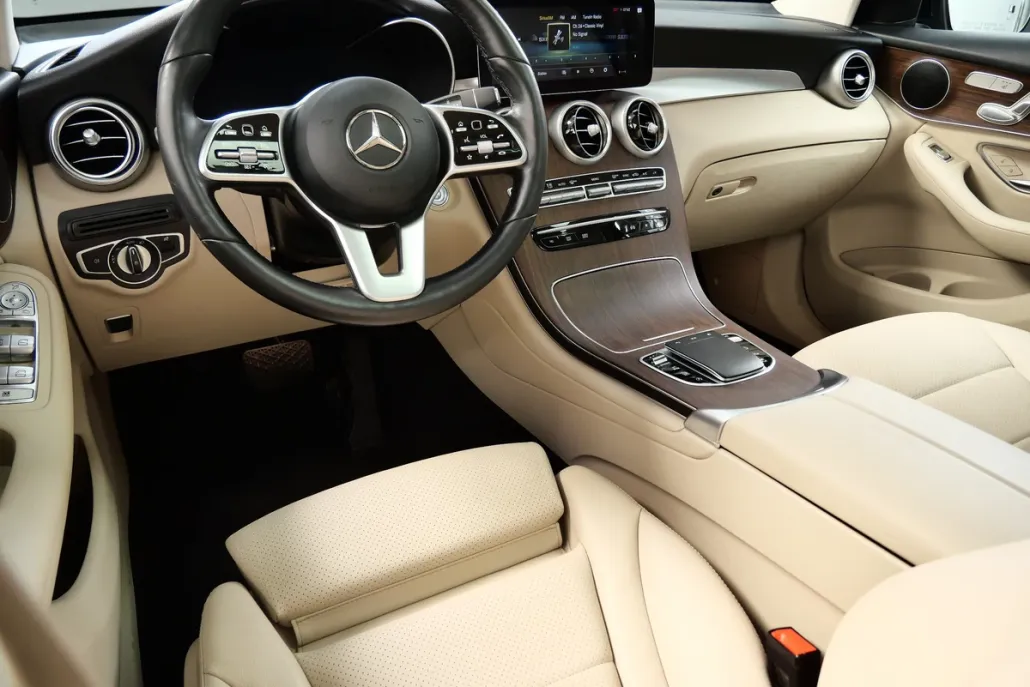 2022 Mercedes Benz GLC 300 4MATIC photo 1
