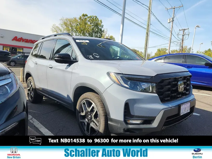 2022 Honda Passport Elite photo 1