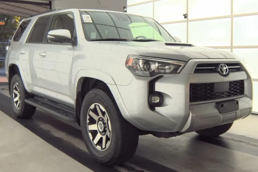 2024 Toyota 4Runner TRD Off-Road Premium photo 1